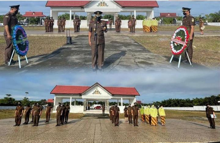 Sambut HBA ke 62, Kejari Lamandau Tabur Bunga ke Makam Pahlawan