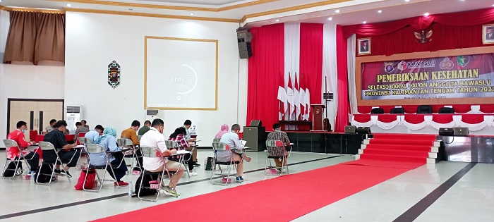 12 Calon Anggota Bawaslu Kalteng Ikuti Rangkaian Tes Kesehatan Hari ini