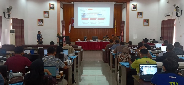 Para Pelaku Usaha di Lamandau Ikuti Bimtek Implementasi Perizinan Berusaha Berbasis Resiko