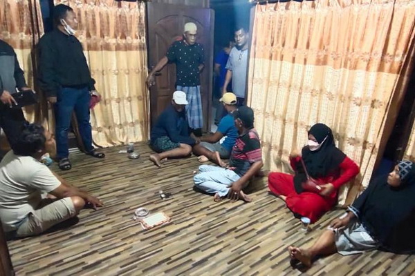 2 Pekan Polres Kotim Ungkap 9 Kasus Judi, Amankan Puluhan Tersangka