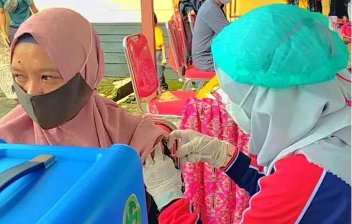 Vaksin Booster untuk Nakes Masih Terkendala, Ini Sebabnya