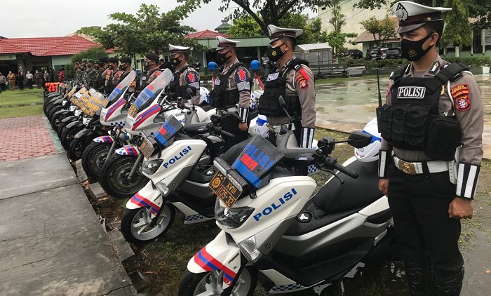 Ratusan Personel Polres Kotim Amankan Pawai Pembangunan
