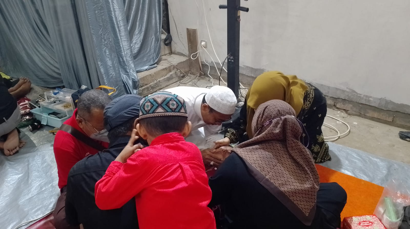 Puluhan Anak Ikuti Sunat Massal di Ponpes Dar Al- Raudhah