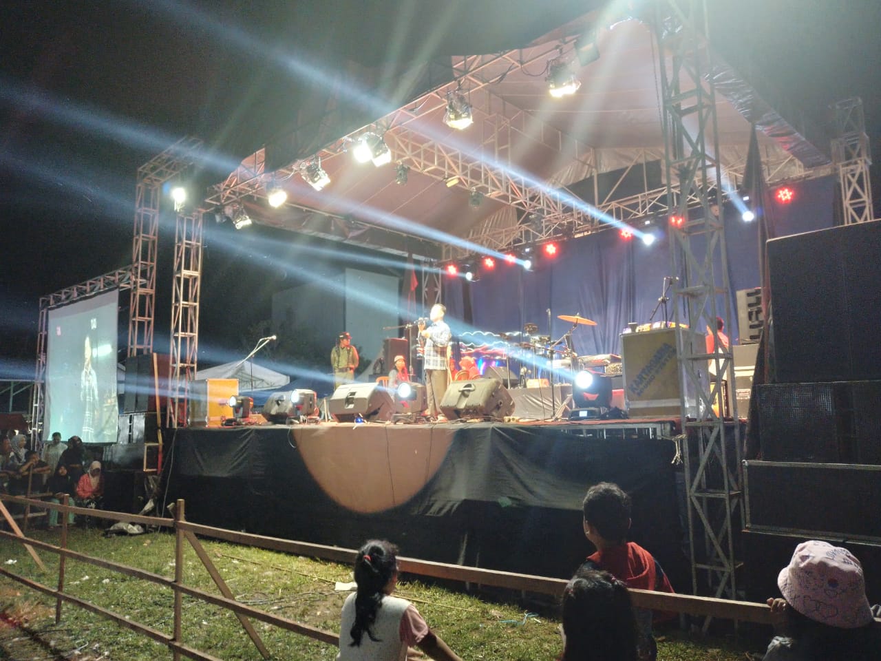 Festival Budaya dan Pasar Rakyat Bangkitkan Ekonomi di Katingan
