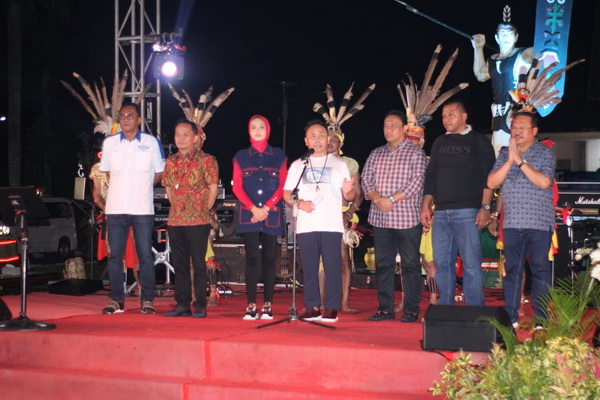 Malam Ramah Tamah Atlet UCI MTB Eliminator, Gubernur Sugianto: Anggap Kalteng Rumah Kalian