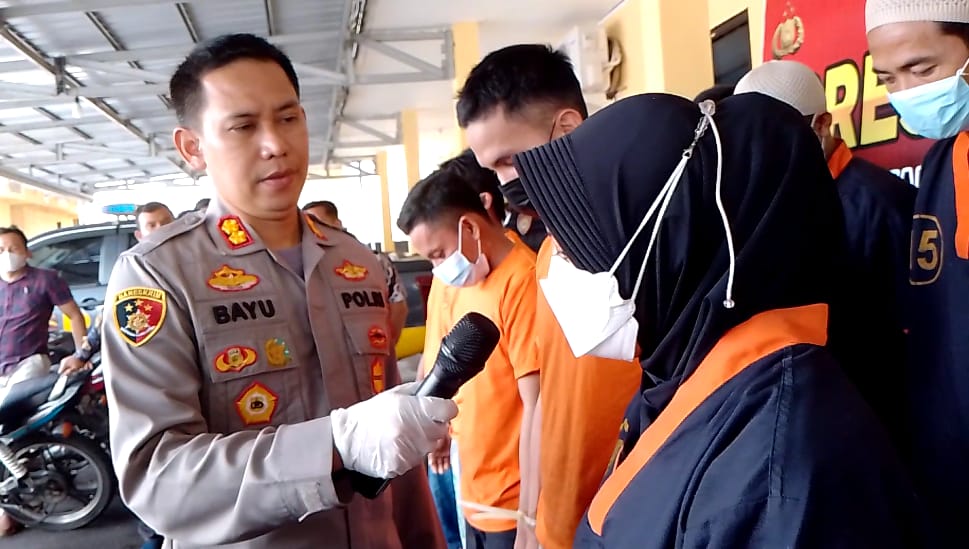 Wanita ini Nekat Nipu Polisi dengan Mengaku Jadi Korban Gendam, Padahal Uangnya Dipakai Arisan