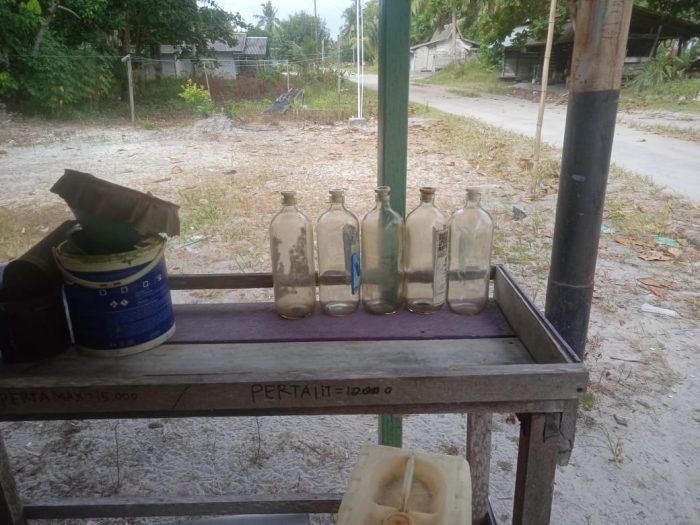 Mulai Langka Karena Tak Ada Pasokan, Harga Pertalite di Pantai Lunci Akhirnya Naik