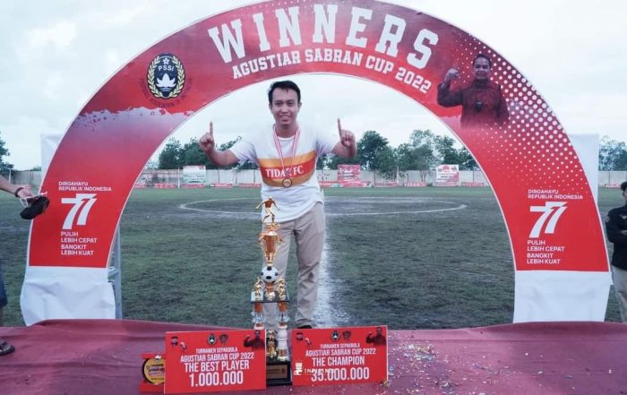 Begini Cara Isro Wahyudin Tambah Motivasi Pemain Tidar FC di Final Piala Agustiar Cup