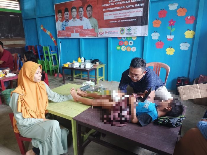 Perkumpulan Gerakan Kebangsaan Melawi Adakan Sunatan Massal Gratis