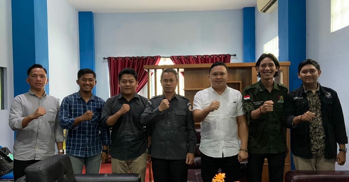 Usung Generasi Milenial Cerdas Politik, KSLI Sambangi Bawaslu Kalteng 