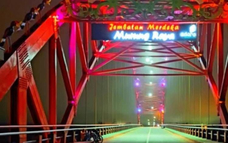 Mempesona, Tampilan Terbaru Jembatan Merdeka Murung Raya Usai Pemeliharaan