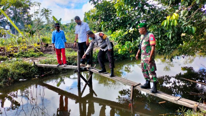 Jasad Seorang Warga Sidorejo Ditemukan Mengapung di Parit Dekat Rumahnya