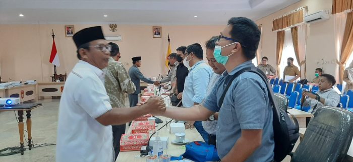 Bahas Upaya Peningkatan PAD, DPRD Kobar Undang Perusahaan Kelapa Sawit 