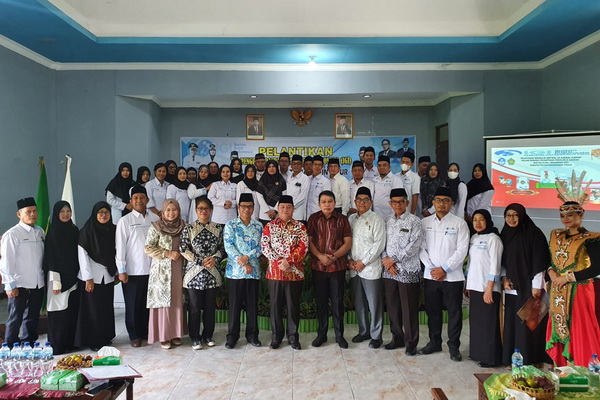 Resmi Dilantik, Ikatan Guru di Kotim Diharap Hasilkan Karya Jurnal Ilmiah