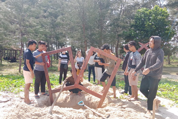 Kelompok 48 KKN-TM Bantu Lindungi dan Percantik Objek Wisata Daerah