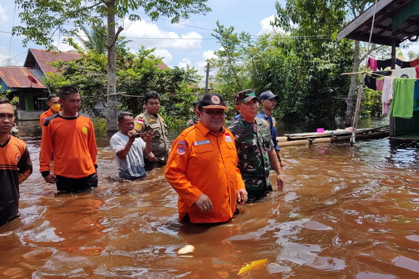 Bersama Dandim 1015/Sampit, BPBD Katingan Tinjau Lokasi Banjir