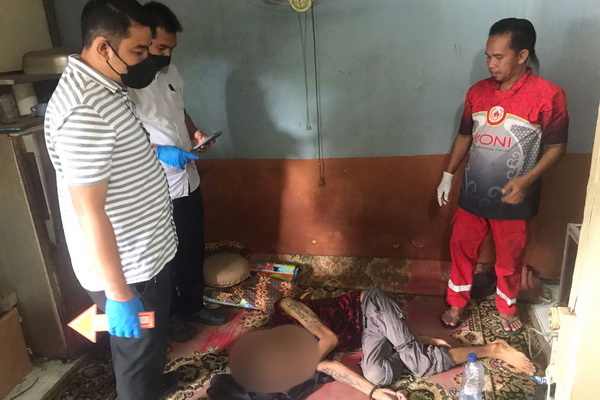 Pria Bertato Ditemukan Tak Bernyawa