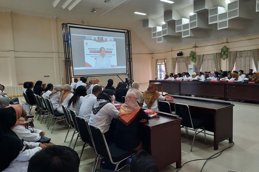 Gandeng BRIN, Mukhtarudin Adakan Pelatihan Penyusunan Karya Tulis Ilmiah bagi Guru di Pulang Pisau