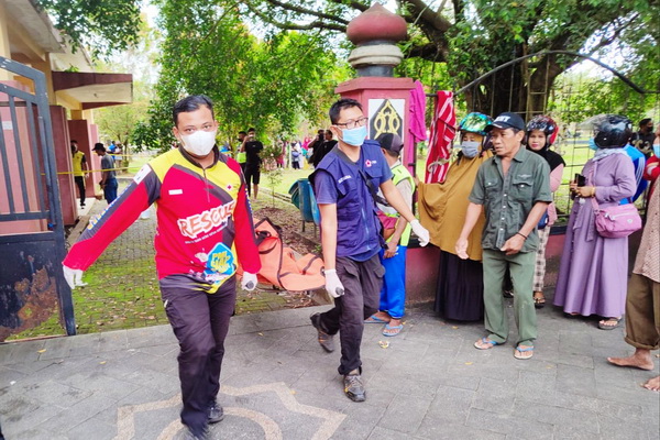 Soal Jenazah Perempuan di Taman Kota, Keluarga Yakin Anaknya Tewas Dibunuh