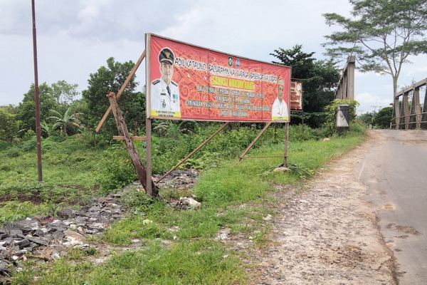 Sanksi Adat Tingkatkan Kesadaran Warga MB Ketapang dalam Membuang Sampah