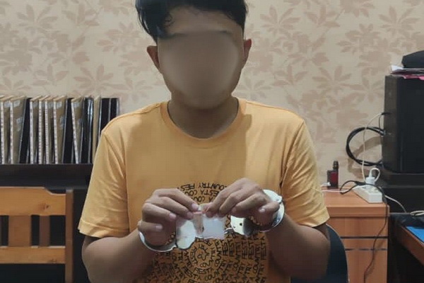 Nekat Jual Sabu di Rumahnya, Pemuda ini Diciduk Polisi