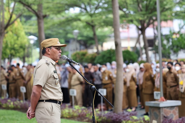 Pimpin Apel Pagi di Pemkot, Wali Kota Danny Ingatkan Varian Baru Covid