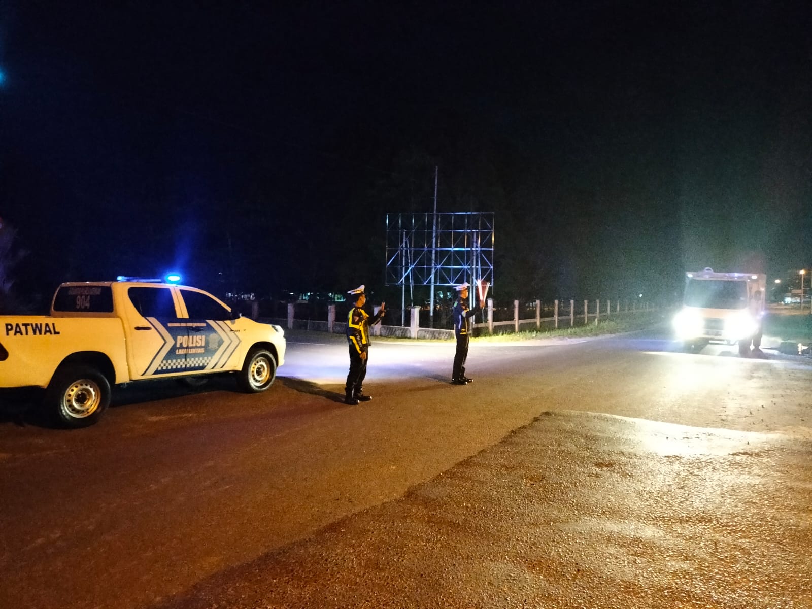 Breaking News : Kecelakaan Maut Tabrak Lari di Katingan, Satu Orang Meninggal Dunia, Ini Ciri-ciri Mobil Pelaku!