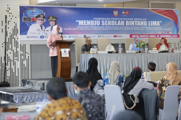 Pembinaan Perpustakaan Sekolah, Indira Yusuf Ismail Sampaikan Impian Tentang Sekolah