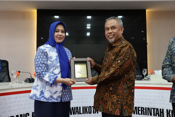 Wawali Fatma Terima Kunjungan Kerja DPRD Kota Salatiga