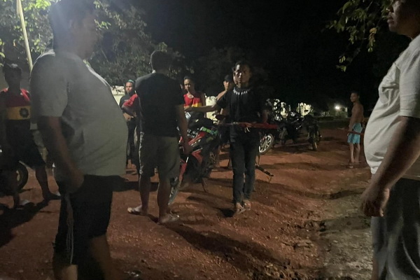 Puluhan Massa Serang Mess Karyawan PT BSP 