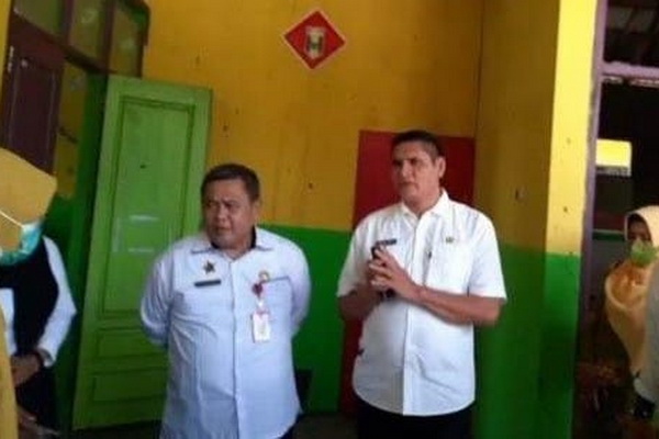 Tinjau Sekolah, Pj Bupati Anang Dirjo Sebut Sarpras Perlu Ditingkatkan