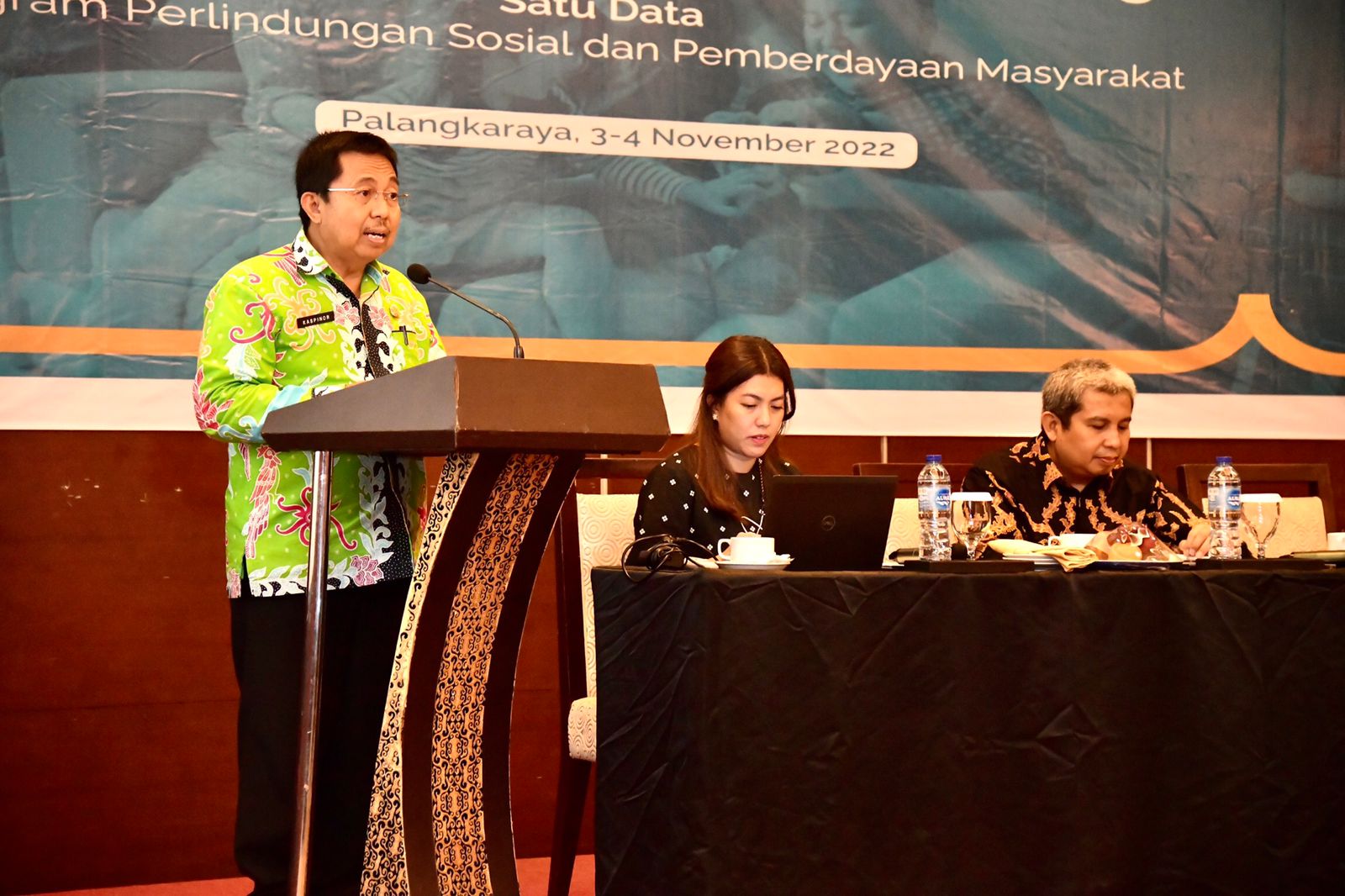 Kepala Bappedalitbang Hadiri Rapat Sosialisasi Pemanfaatan Data REGSOSEK dan Diseminasi SEPAKAT
