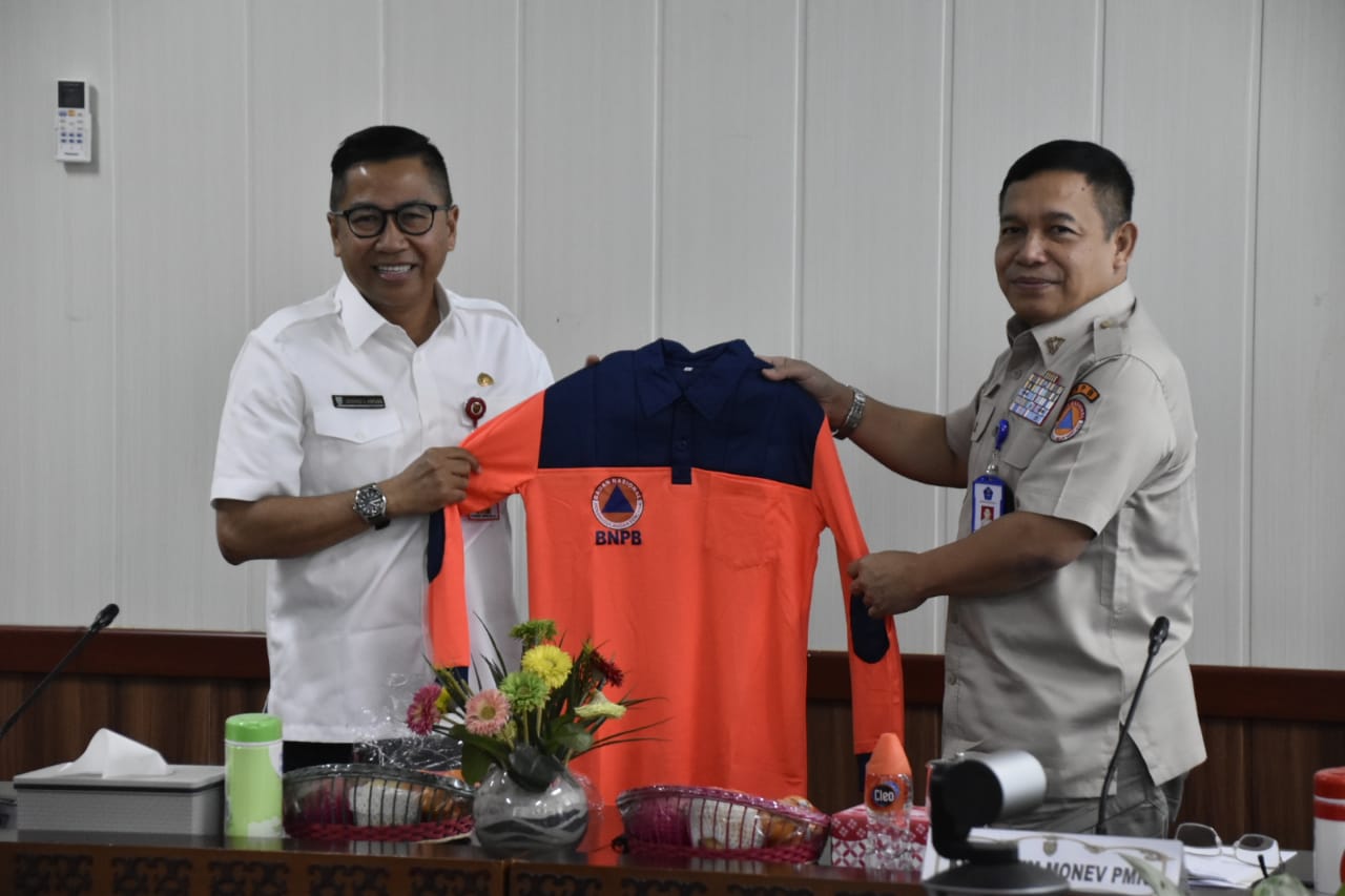 Asisten Ekbang Paparkan Strategi Provinsi Kalteng dalam Menangani PMK