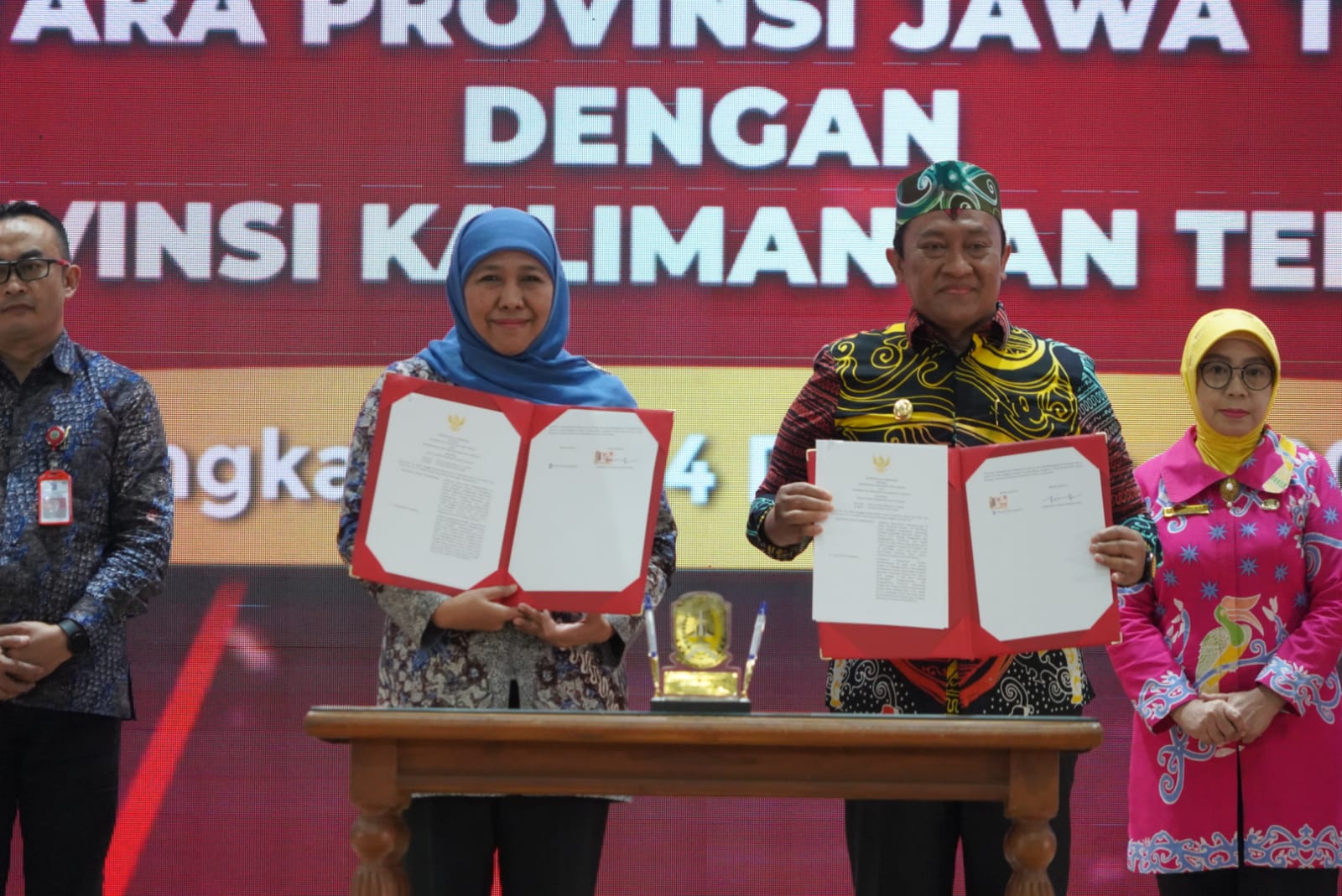 Provinsi Kalimantan Tengah dan Jawa Timur Tandatangani Kerja Sama Misi Dagang