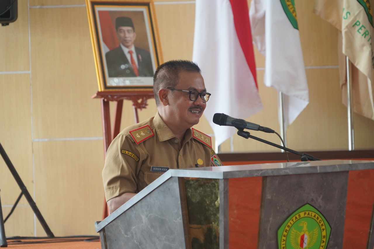Staf Ahli Herson B Aden Hadiri Pengambilan Sumpah Dokter Angkatan XXII FK UPR