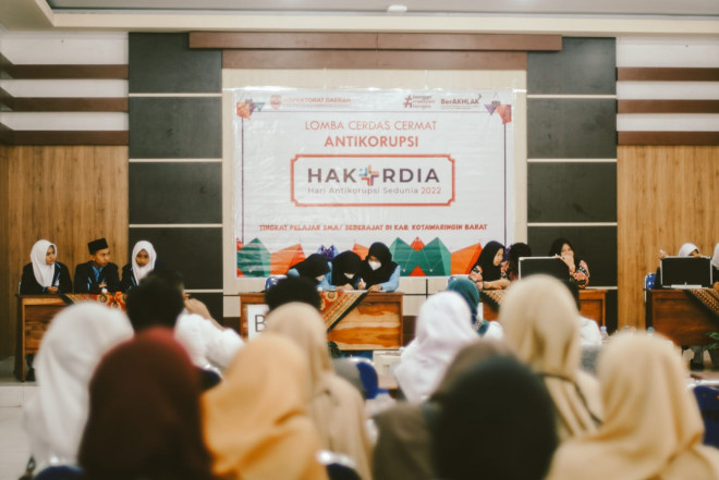 Tanamkan Nilai Anti Korupsi kepada Pelajar, Inspektorat Kobar Gelar LCC Tingkat SMA