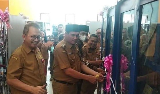 Anang Dirjo Ajak Masyarakat Kobar untuk Berkunjung ke Perpustakaan