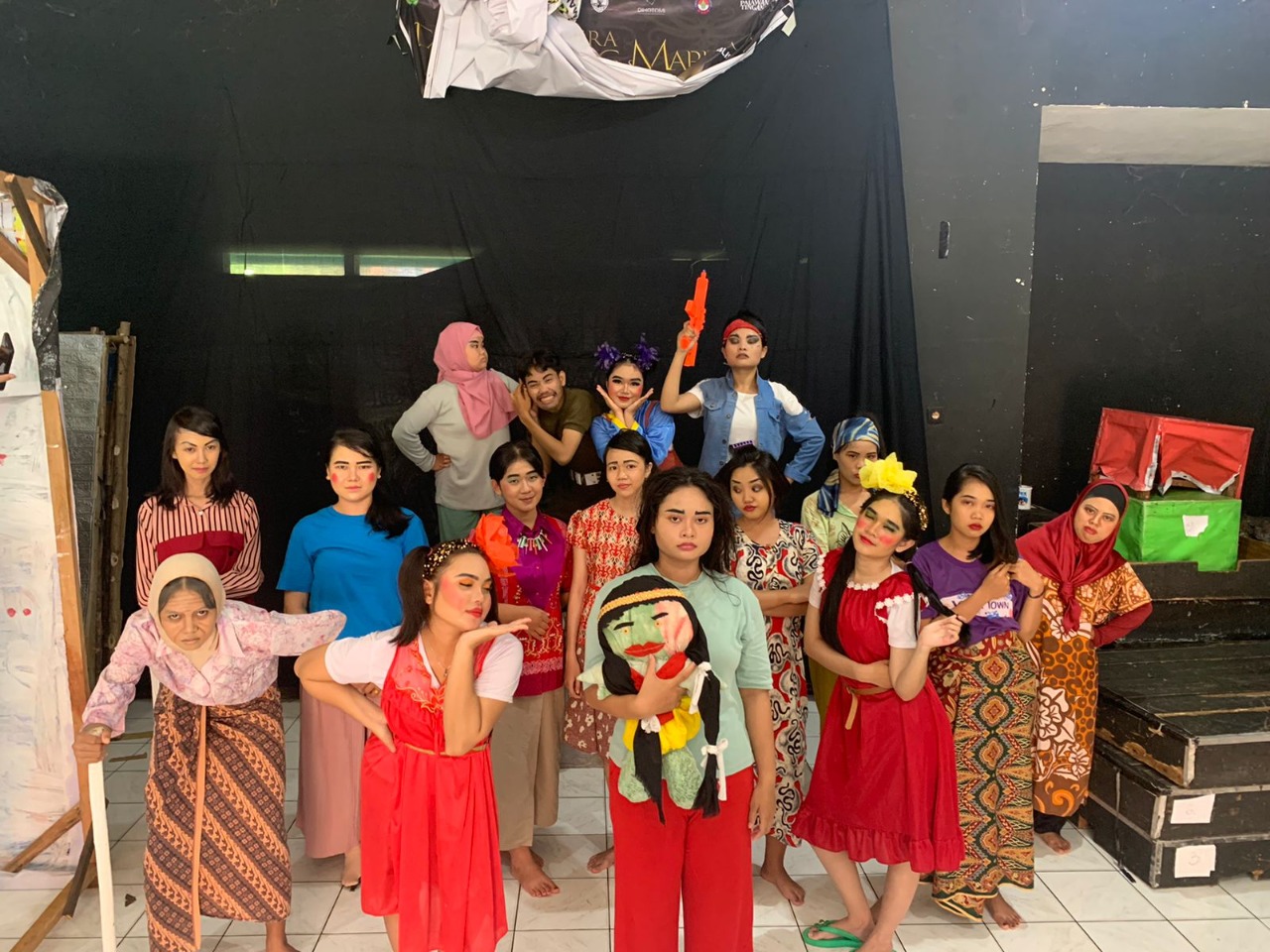 Gambarkan Kondisi Ekonomi Indonesia, Mahasiswa PBSI FKIP UPR akan Adaptasikan Naskah “HAH”