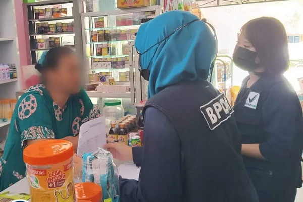 Jelang Nataru, BPOM Kobar Temukan 1.366 Makanan Kemasan Kedaluwarsa