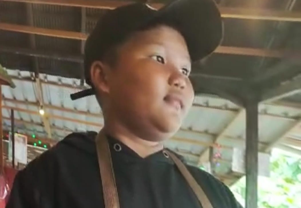 Kisah Bocah Penjual Jamu dan Kacang Keliling di Kumai, Putus Sekolah Demi Bantu Ibu