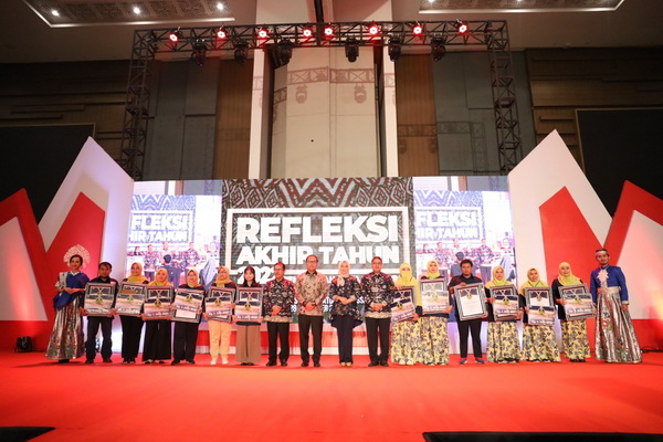 Refleksi Akhir Tahun, Pemkot Makassar Apresiasi Inovasi Terbaik Enam SKPD
