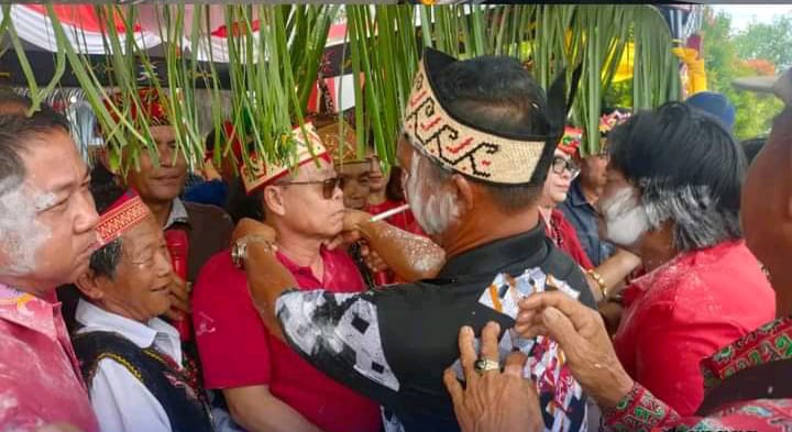 Bupati Katingan Sambut Rombongan Adat Sangkai Kambang