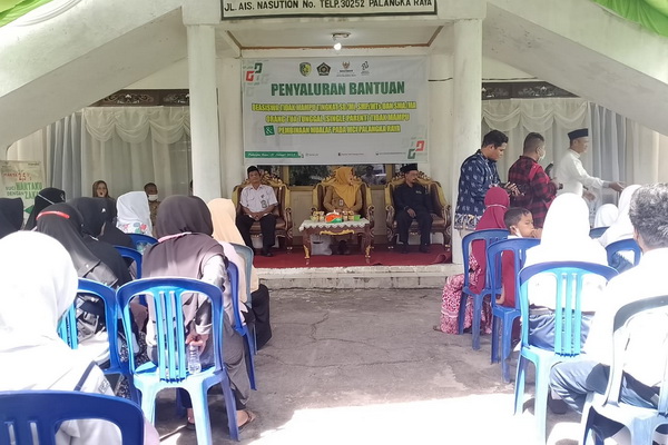 HUT ke 22, Baznas Kota Palangka Raya Salurkan Bantuan
