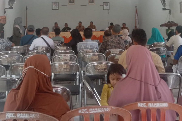 Buntut Isu Pungutan di Nur Mentaya, Camat Baamang Mediasi Batamad dan Pedagang