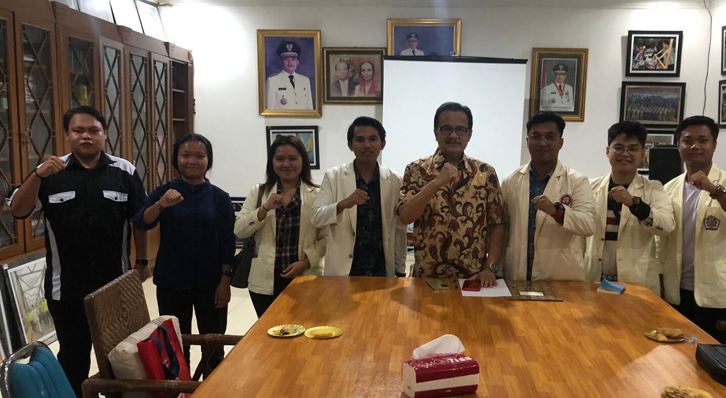 Silaturahmi ke Teras Narang, KMHDI Kalteng Diskusikan Masalah Pendidikan