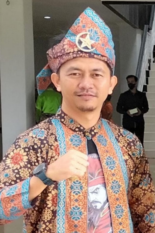 Jual Buket Coklat Disisipi Kondom, POM Melawi akan Tuntut Alfamart Secara Hukum Adat