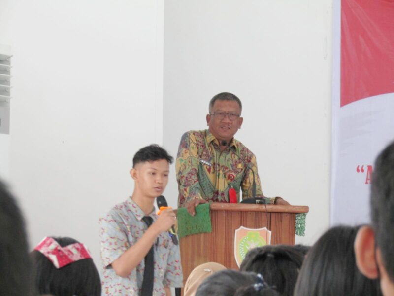 Katma F Dirun Ajak para Siswa untuk Menggelorakan Pancasila Sebagai Falsafah Hidup
