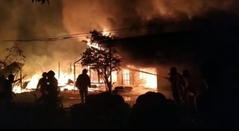 Lima Rumah di Baamang Hulu Ludes Dilalap Api pada Minggu Dini Hari