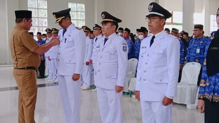 Lantik 494 Pejabat, Pj Bupati Kobar: Bersama Wujudkan Visi Misi Daerah