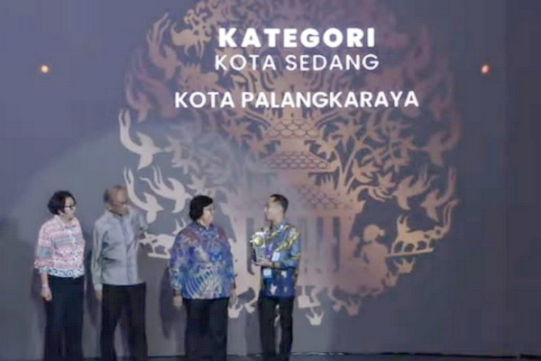 Palangka Raya Raih Penghargaan Adipura 2022